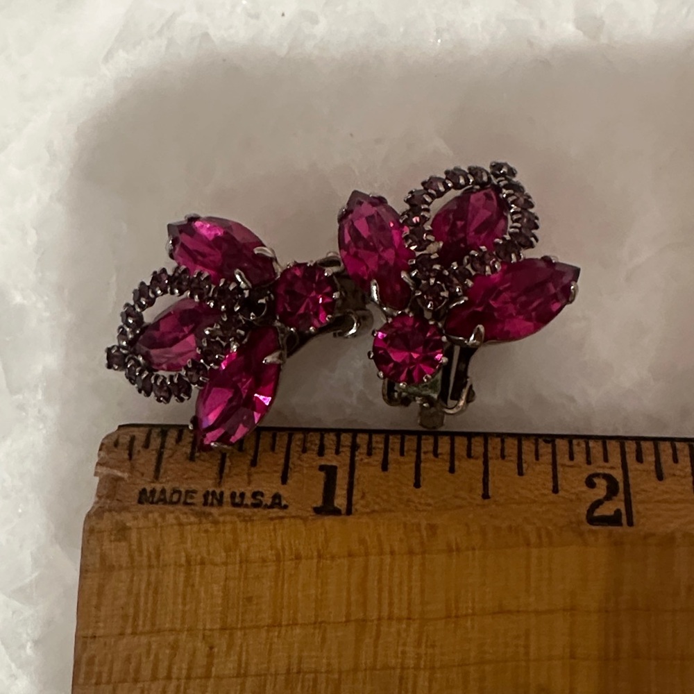 Weiss Vintage Fuchsia Rhinestone Clip-On Earrings – Gunmetal Glam Statement - Picture 8 of 9